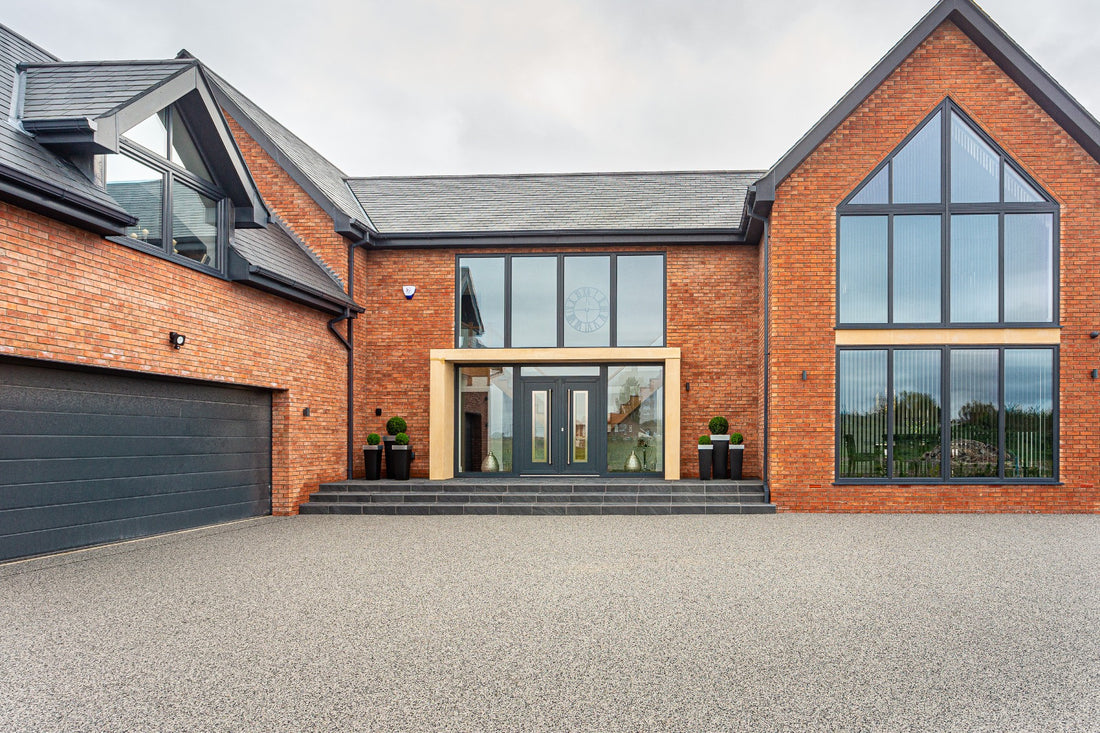 Vuba Resin Bound Specified at Beautiful New Build Site - Case Study!